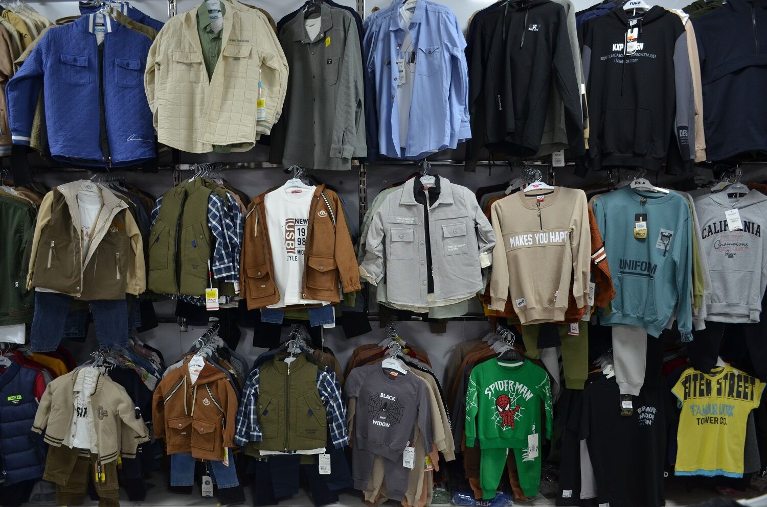 Afşin’de Giyimin Güvenilir Adresi Öz Cerenler (1)