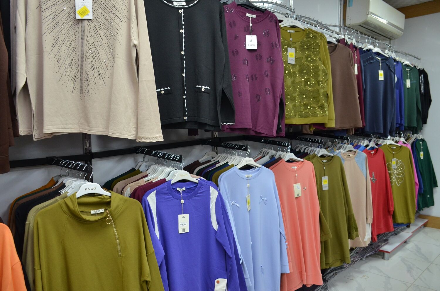 Afşin’de Giyimin Güvenilir Adresi Öz Cerenler (11)