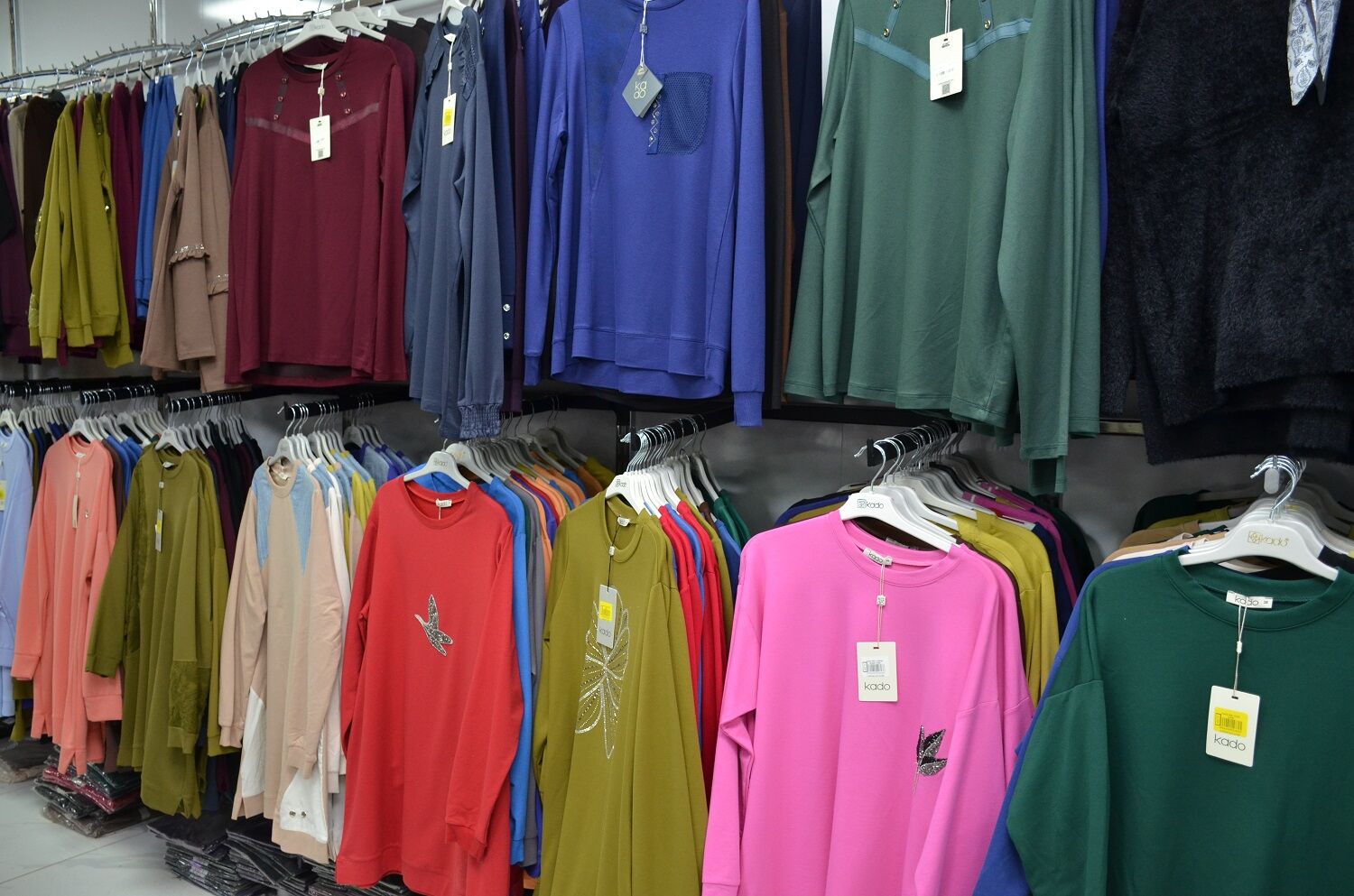 Afşin’de Giyimin Güvenilir Adresi Öz Cerenler (12)