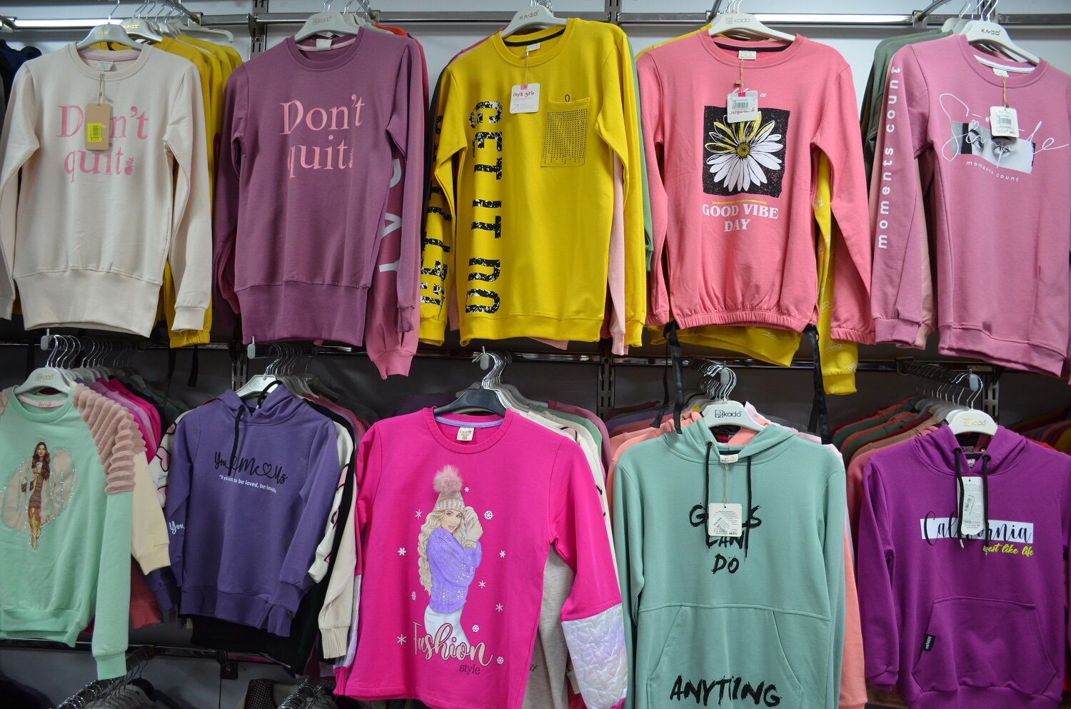 Afşin’de Giyimin Güvenilir Adresi Öz Cerenler (5)