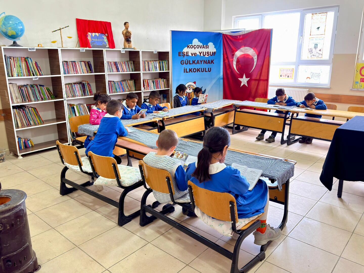 Afşin’de “İyileştiren Kütüphane” Temasıyla Eş Zamanlı Okuma Etkinliği Düzenlendi2
