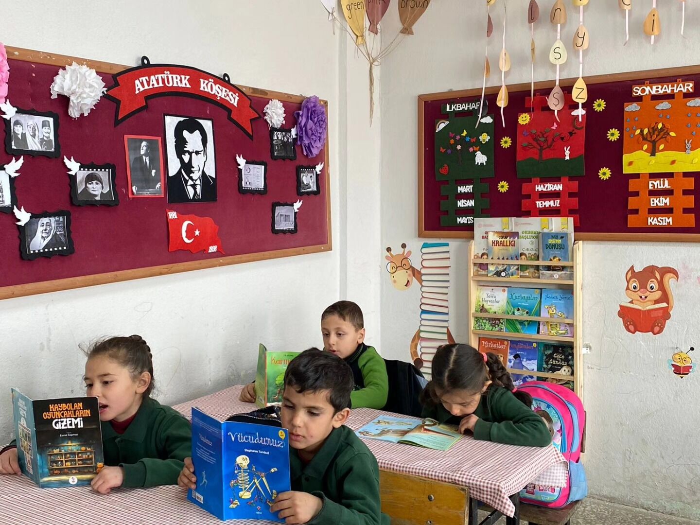 Afşin’de “İyileştiren Kütüphane” Temasıyla Eş Zamanlı Okuma Etkinliği Düzenlendi5