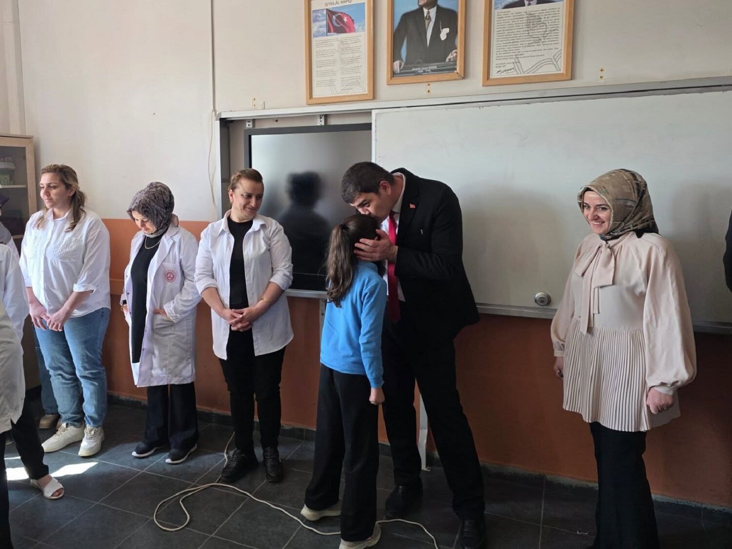 Afşin’de Miniklere Anlamlı Dokunuş Usta Öğreticilerden Saç Bakımı Etkinliği (2)