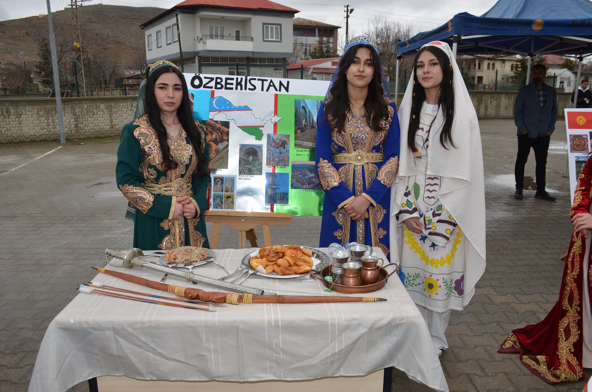 Afşin’de Nevruz Coşkusu Türk Dünyası Kültürü Şölende Buluştu (4)