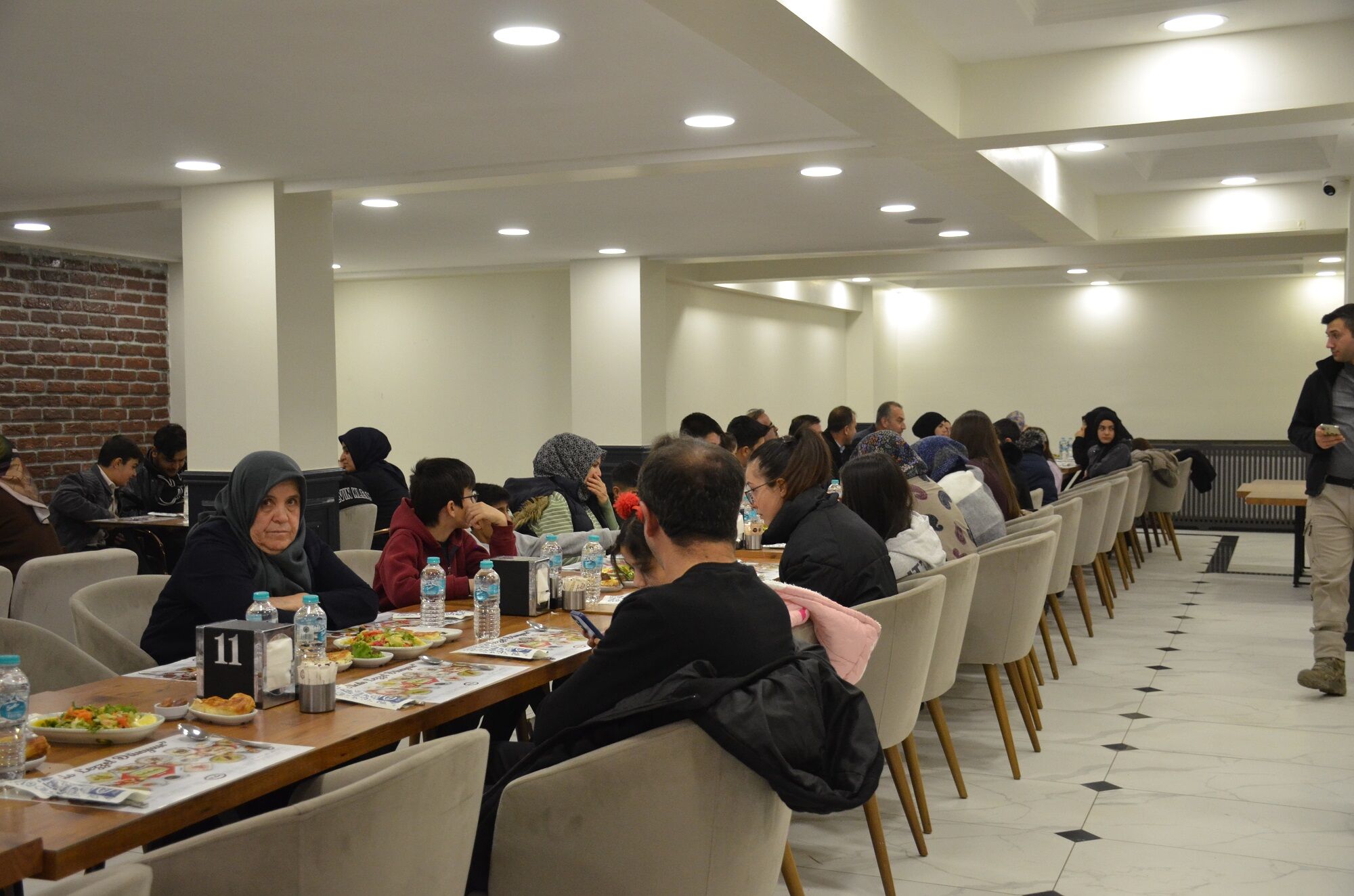 Afşin’de Öksüz Ve Yetimler İçin Gönülleri Isıtan İftar (1)