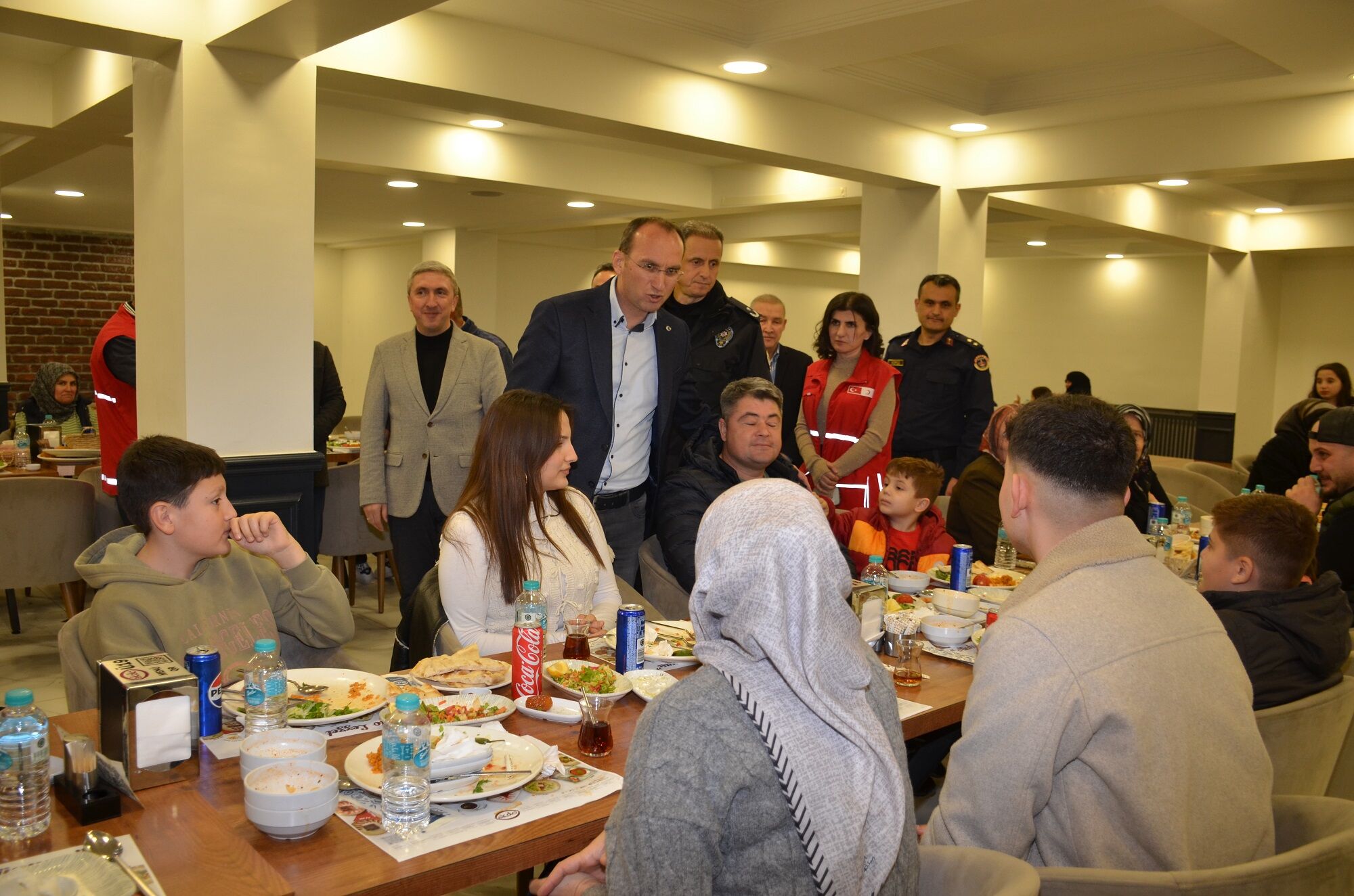 Afşin’de Öksüz Ve Yetimler İçin Gönülleri Isıtan İftar (10)