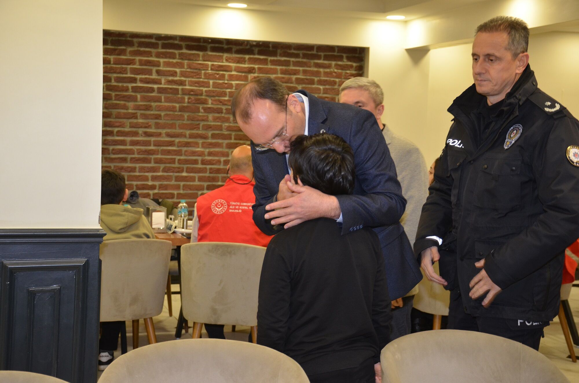 Afşin’de Öksüz Ve Yetimler İçin Gönülleri Isıtan İftar (7)