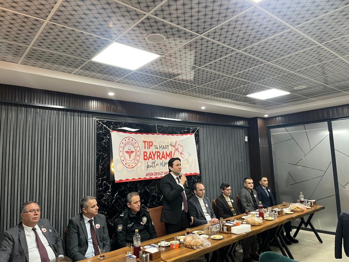 Afşin’de Sağlık Çalışanları İftarda Bir Araya Geldi1