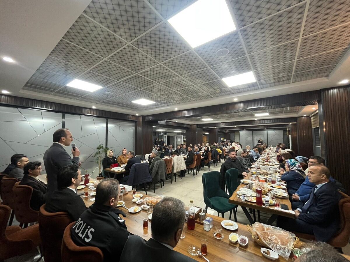 Afşin’de Sağlık Çalışanları İftarda Bir Araya Geldi5