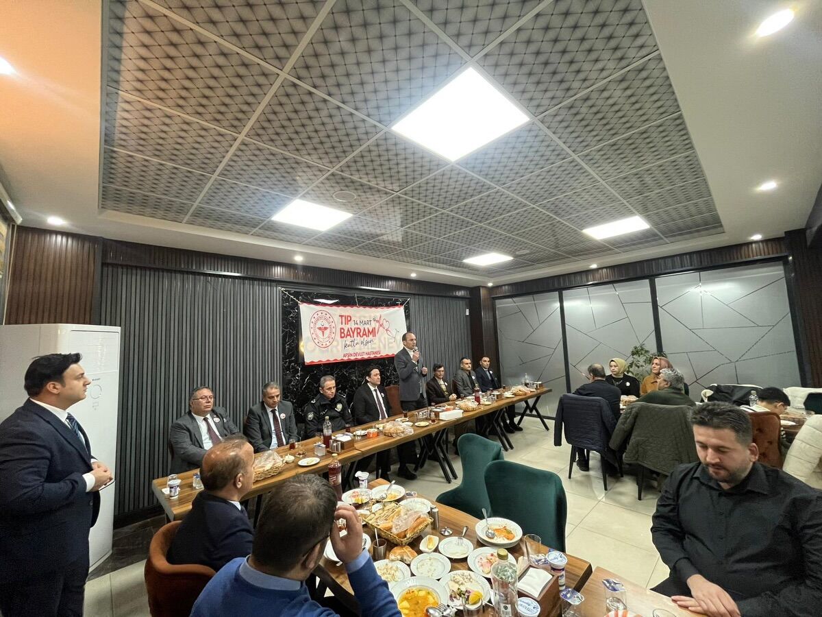 Afşin’de Sağlık Çalışanları İftarda Bir Araya Geldi6