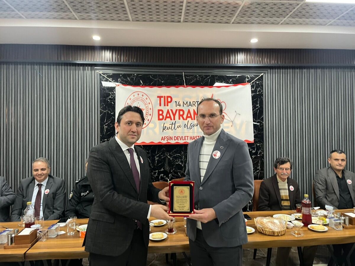 Afşin’de Sağlık Çalışanları İftarda Bir Araya Geldi9