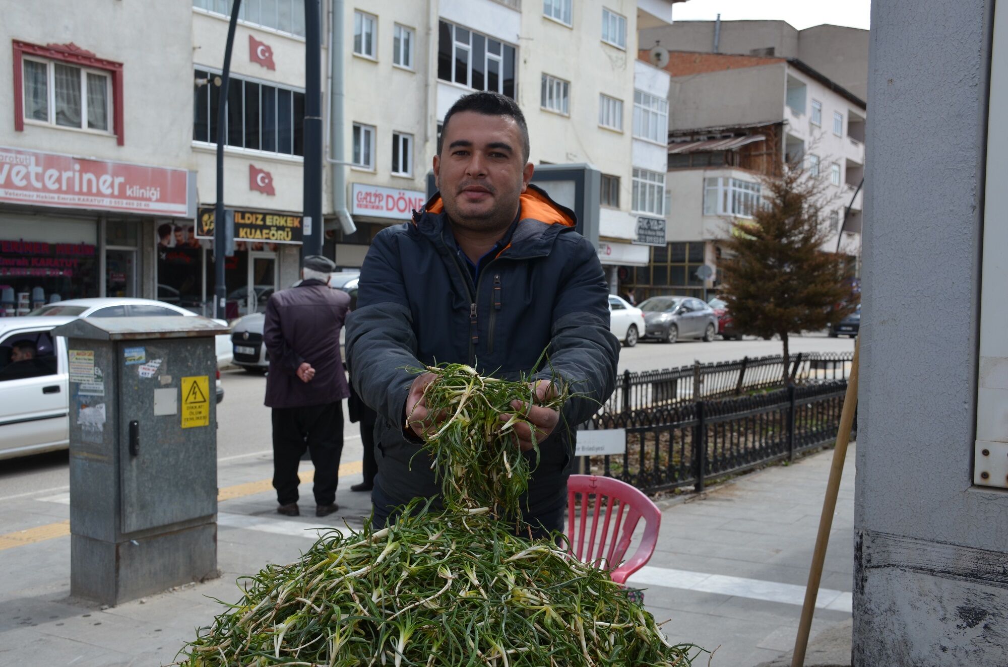 Afşin’de Yemlik Sezonu Açıldı Fiyatlar Cep Yakıyor (11)