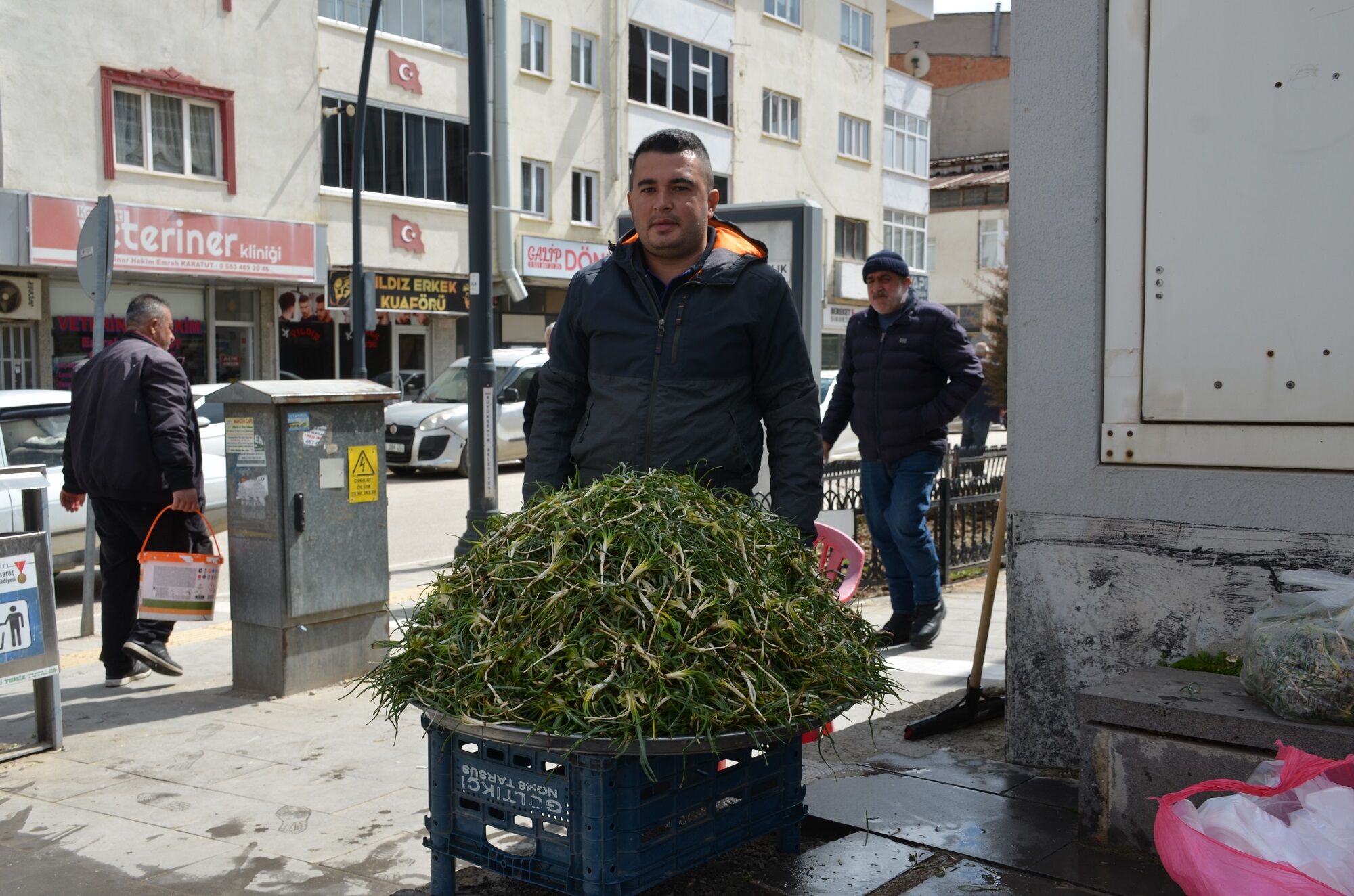 Afşin’de Yemlik Sezonu Açıldı Fiyatlar Cep Yakıyor (9)