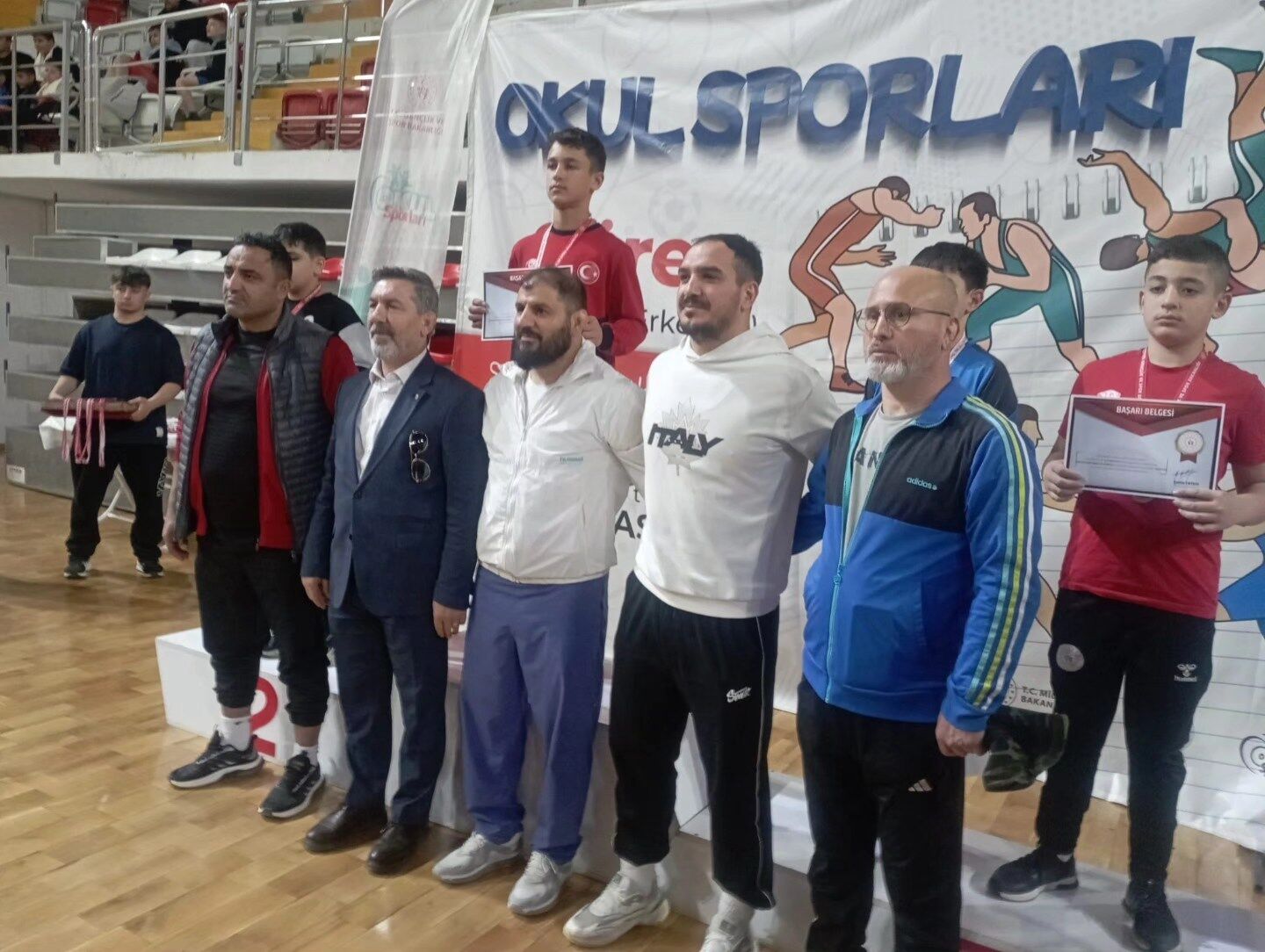 Afşinli Güreşçiler Sivas’ta Zirveye Damga Vurdu1