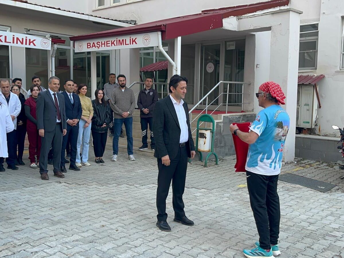 Afşinli Sporcu Sıtkı Gönen’den 14 Mart Tıp Bayramı’na Anlamlı Koşu3