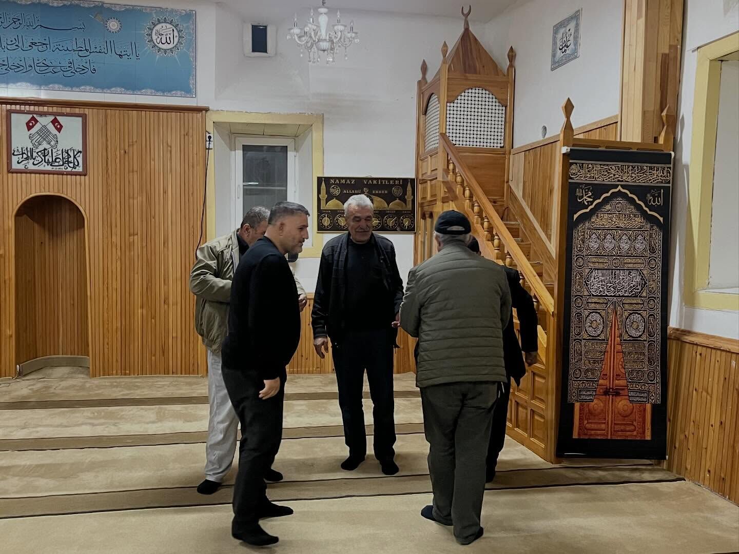 Ak Parti Heyeti Bakraç Mahallesi’nde Teravih Ve Gönül Buluşması Gerçekleştirdi (3)