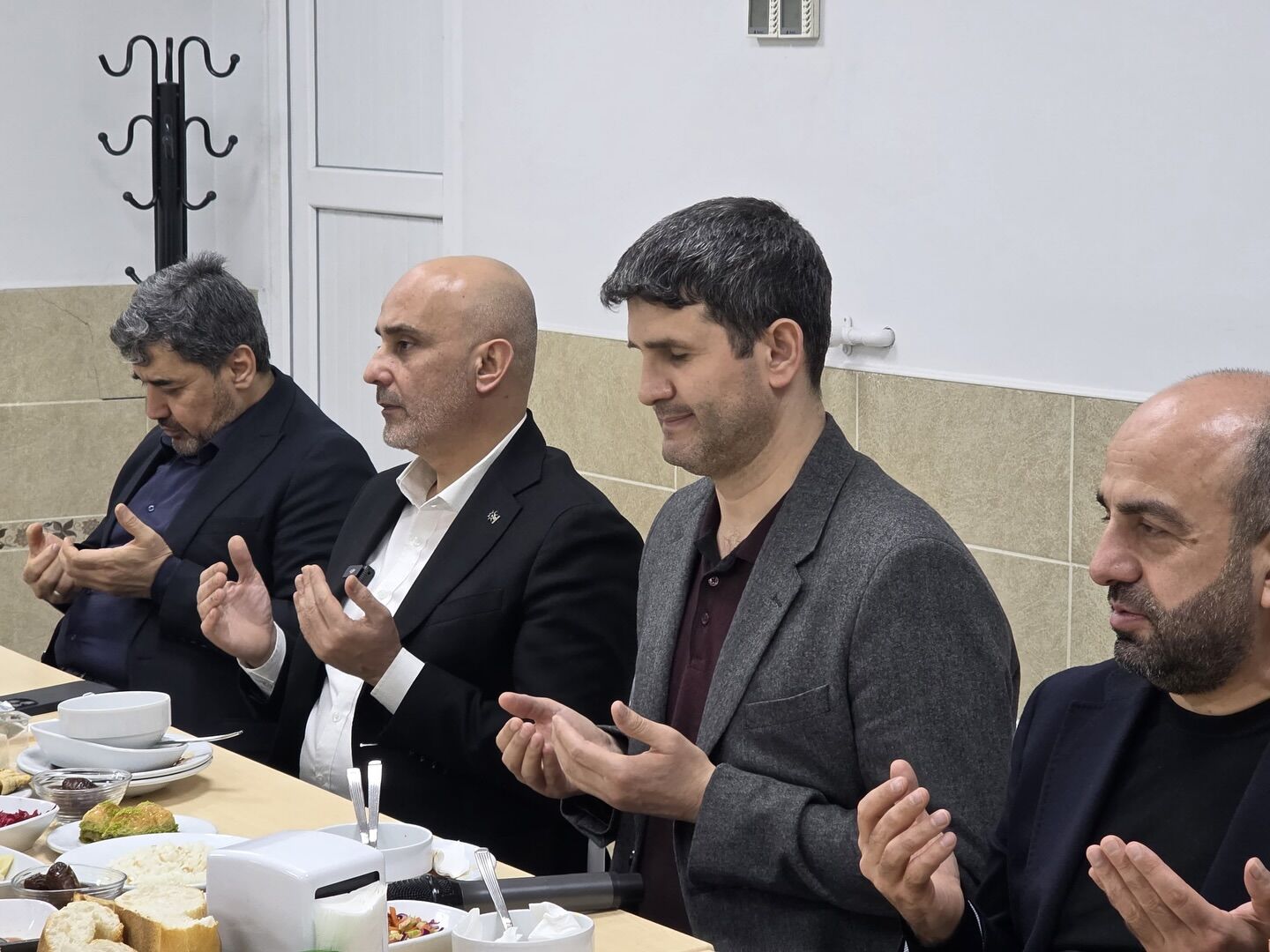 Ak Parti Kahramanmaraş İl Başkanı Gül, Kur’an Kursu Öğrencileriyle İftarda Buluştu (3)