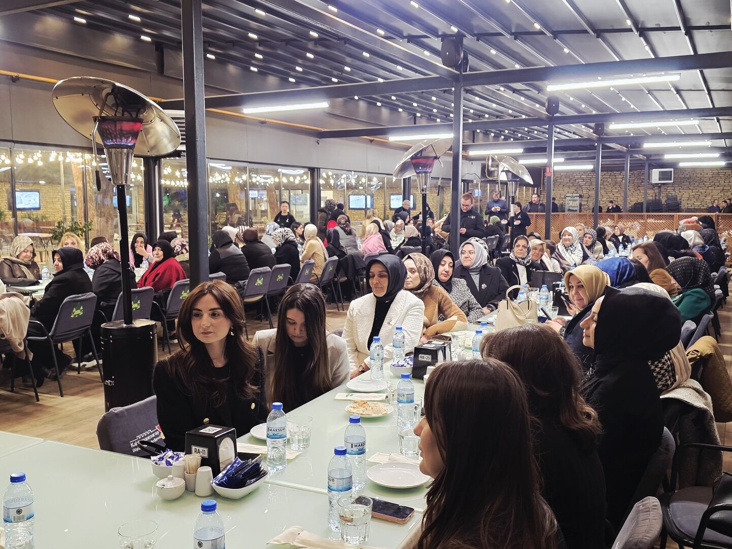 Ak Parti Kahramanmaraş Kadın Kolları 8 Mart’ta Anlamlı Bir Prograam Düzenledi