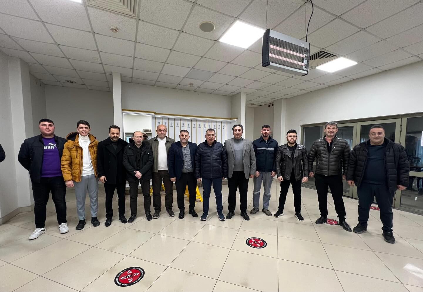 Ak Parti Teşkilatı Termik Santral İşçileriyle İftar Sofrasında Buluştu