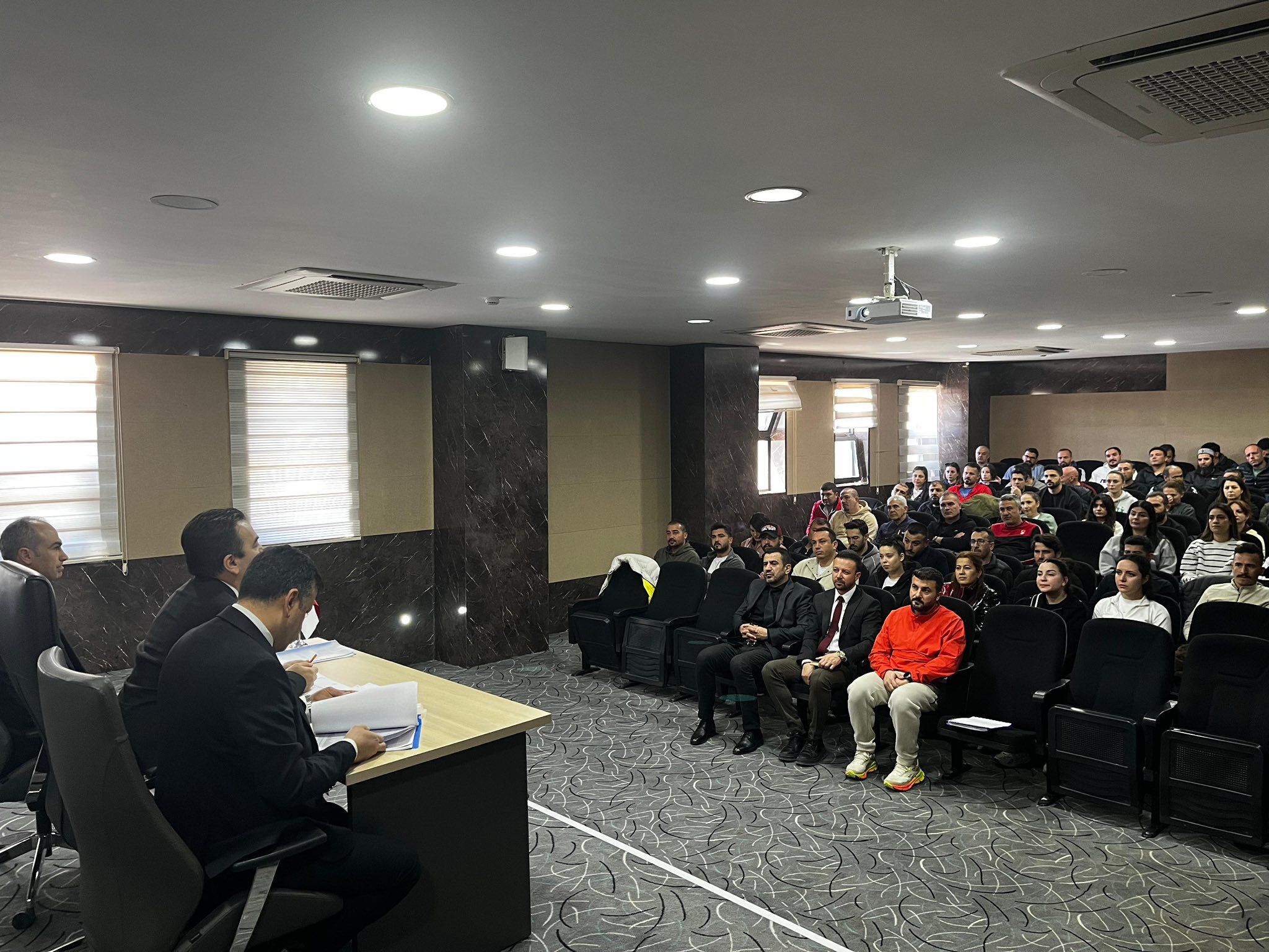 Antrenör Değerlendirme Ve İstişare Toplantısı Gerçekleştirildi2