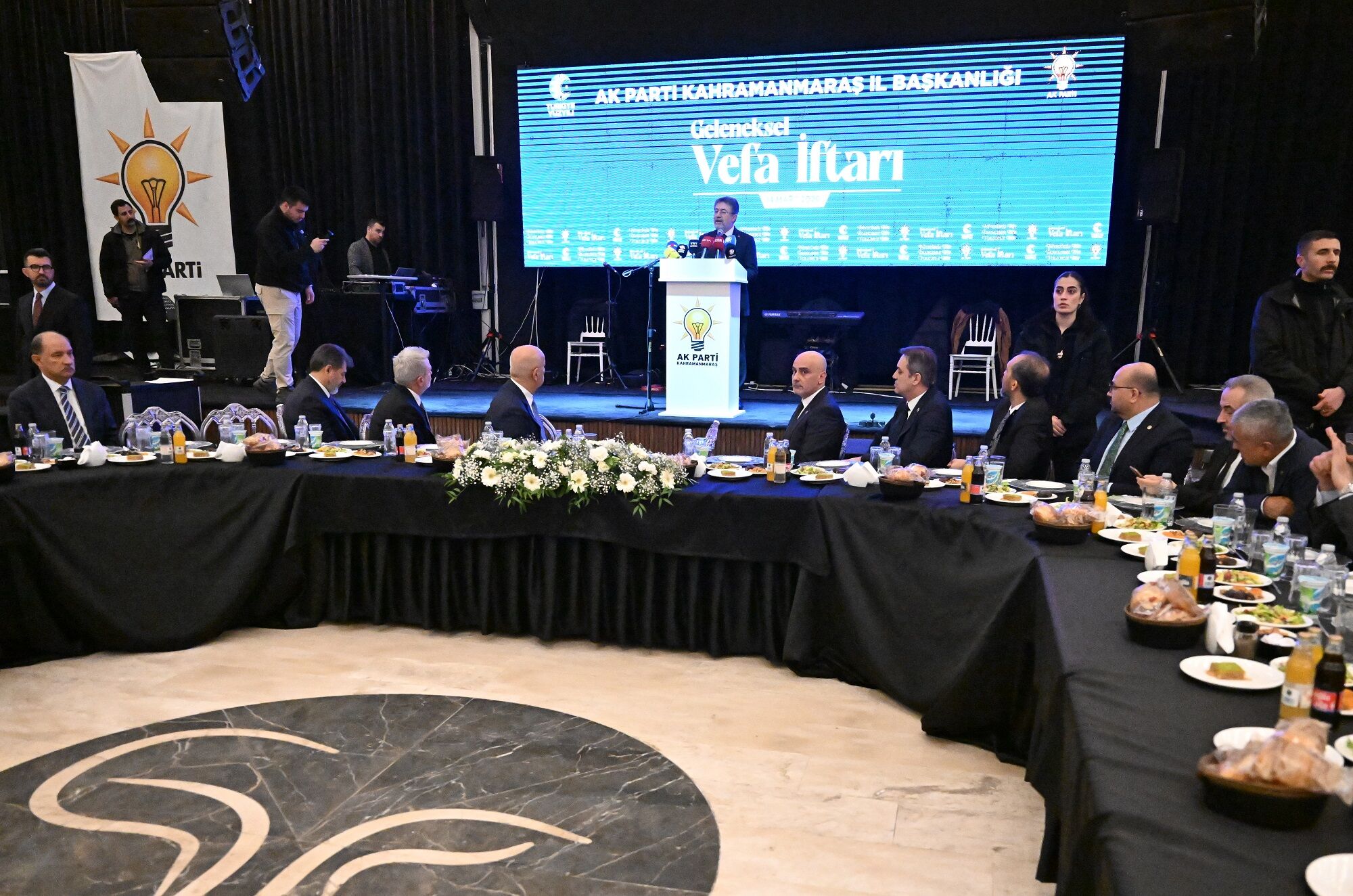 Bakan Yumaklı, Kahramanmaraş'ta Vefa İftarında Konuştu (3)