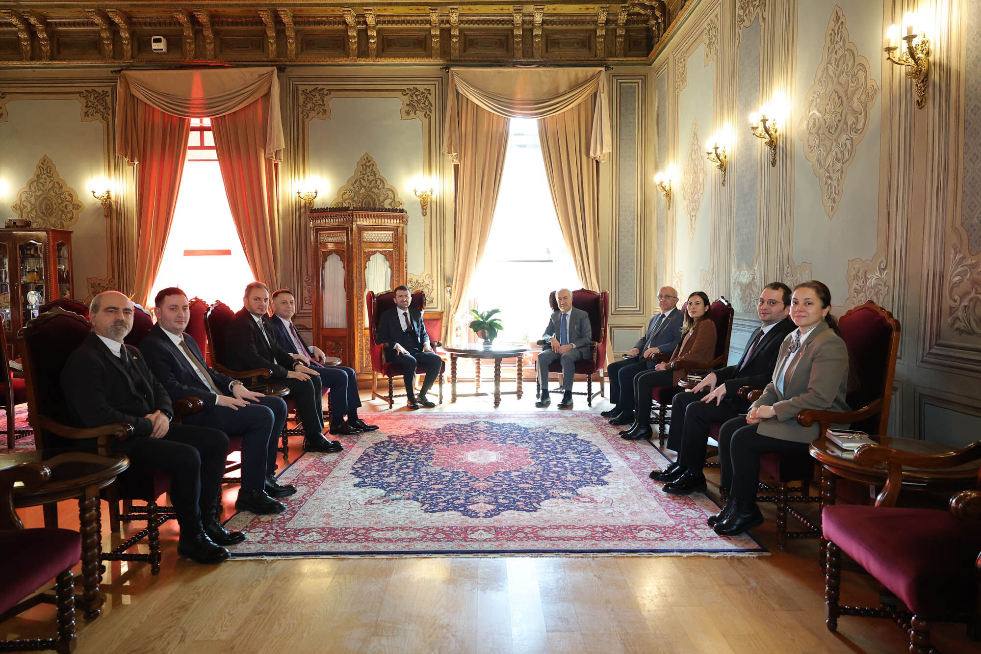 Basın İlan Kurumu Ile İstanbul Üniversitesi Arasında İş Birliği Protokolü (3)