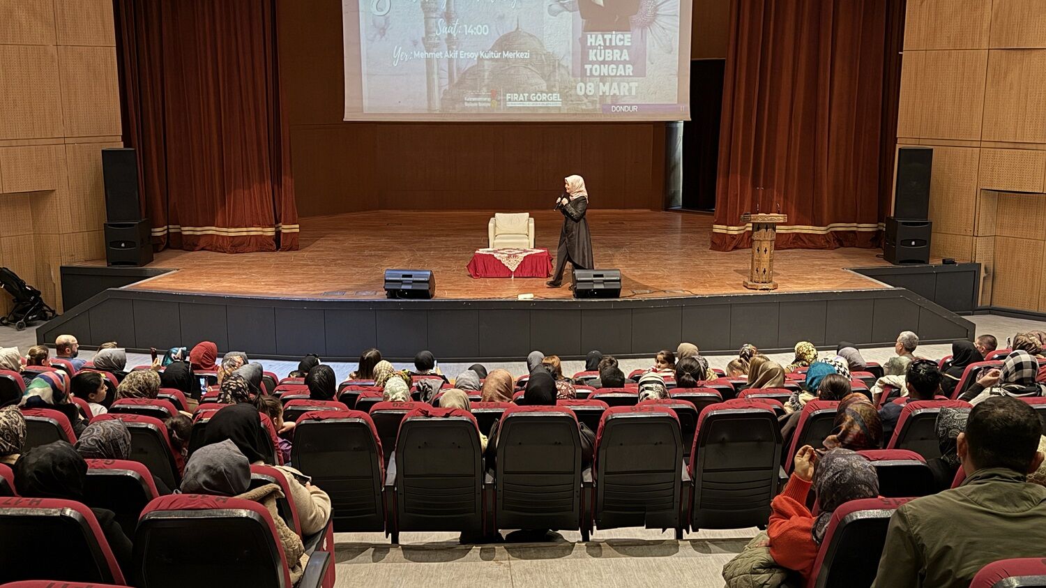 Büyükşehir’den Kadınlar Günü’nde Anlamlı Söyleşi; Kadının Aile Ve Toplumdaki Önemi Konuşuldu (2)