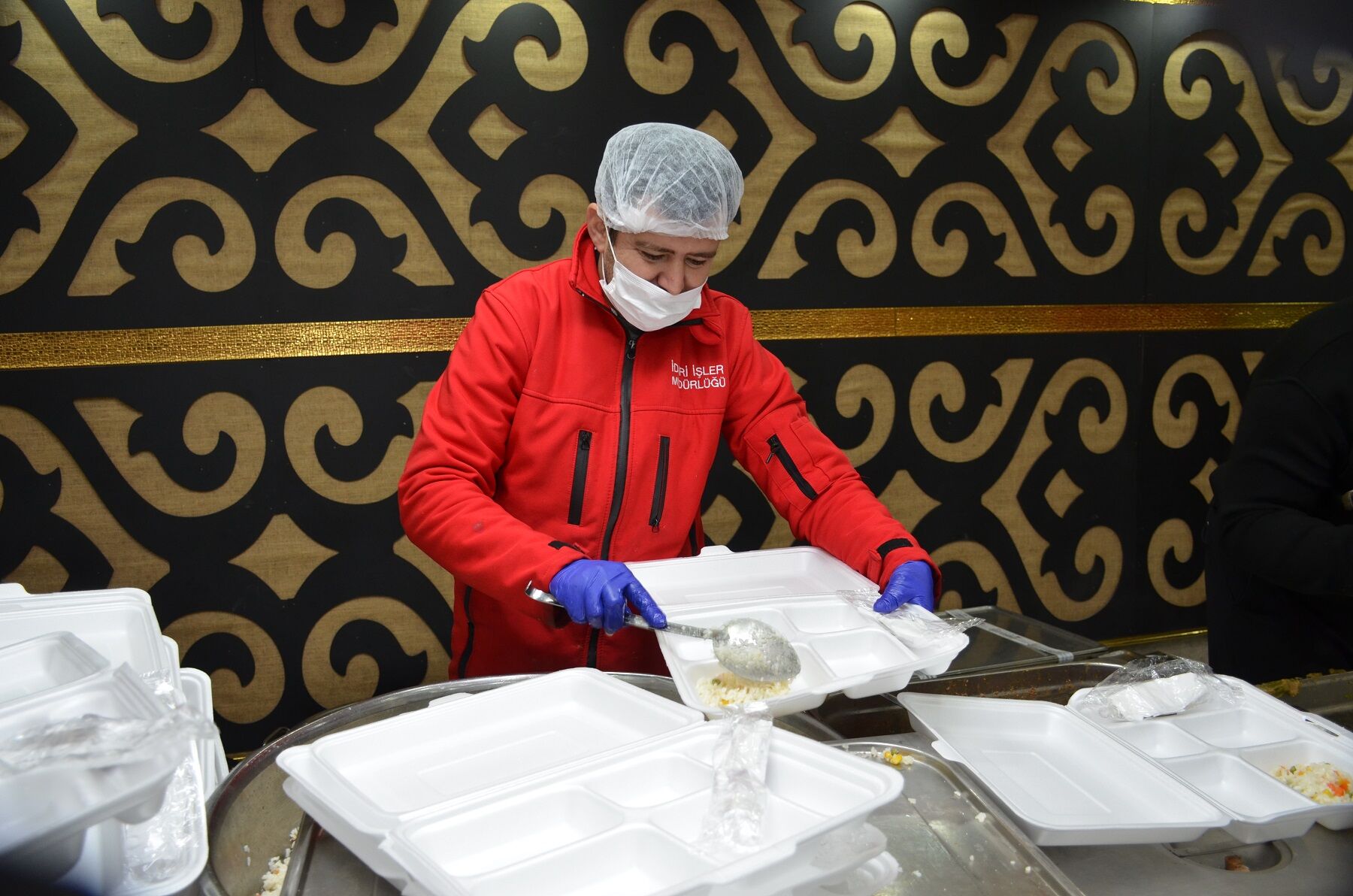 Büyükşehir’in İftar Programı Afşin’de Yoğun Katılımla Gerçekleşti (14)