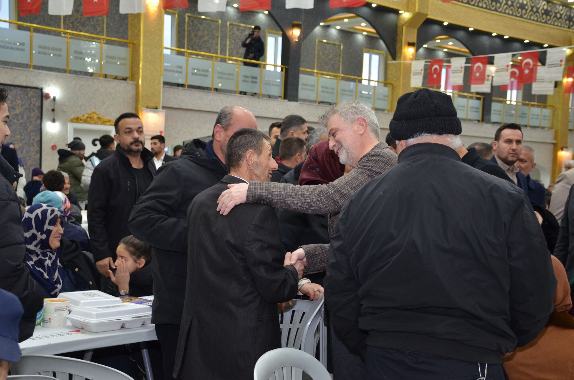 Büyükşehir’in İftar Programı Afşin’de Yoğun Katılımla Gerçekleşti (2)