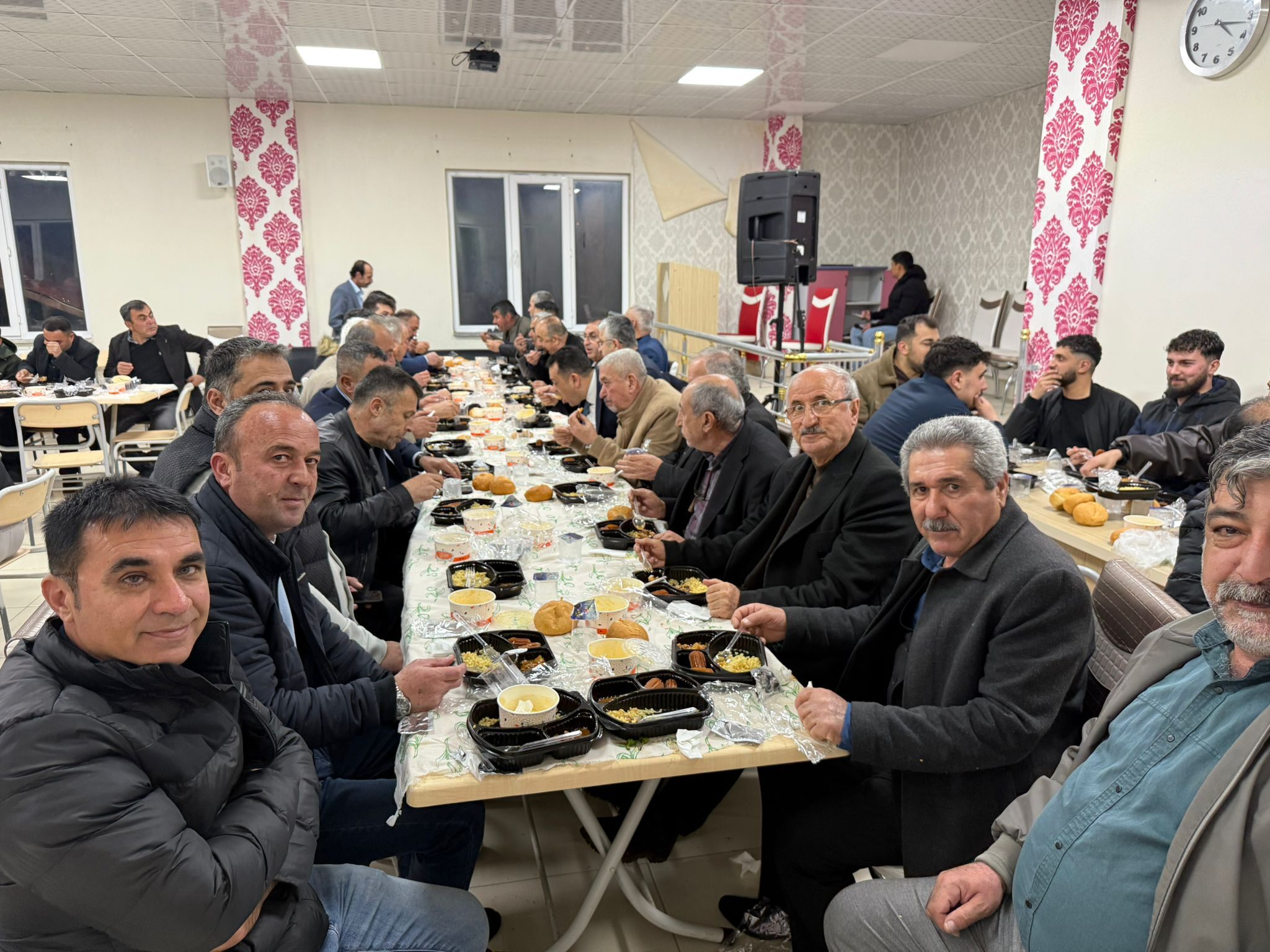 Chp, Hüyüklü Mahallesi’nde İftar Programı Düzenledi (8)