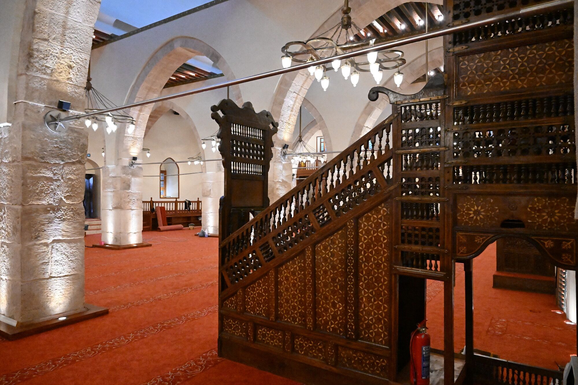 Depremde Hasar Gören Ulu Cami, Kadir Gecesi’nde Yeniden İbadete Açılacak (10)