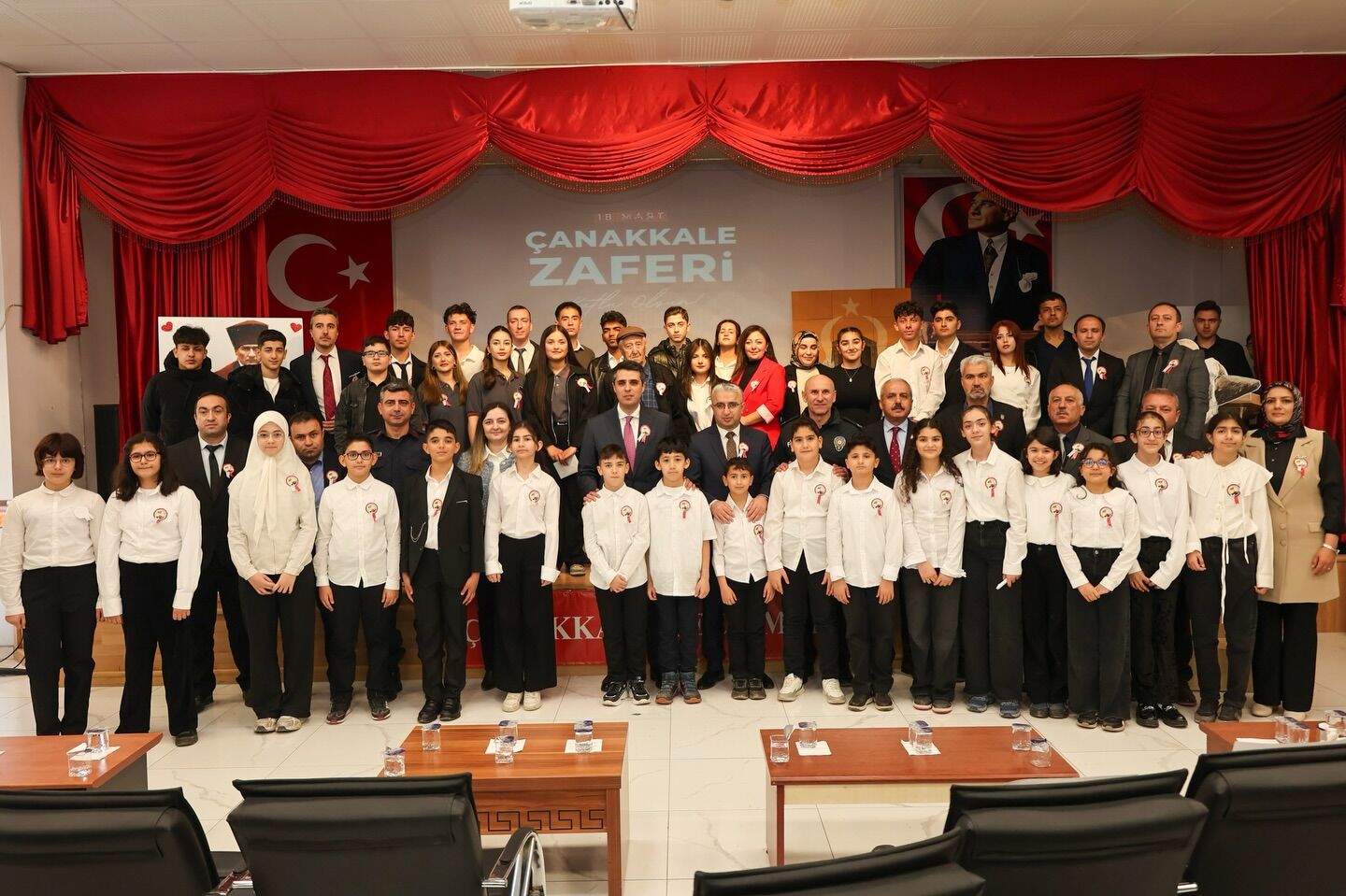 Elbistan’da 18 Mart Anma Programı Duygu Dolu Anlara Sahne Oldu5