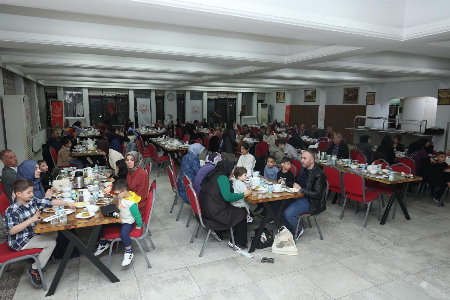 Gönül Elçileri Ve Koruyucu Aileler İftar Programında Buluştu (3)