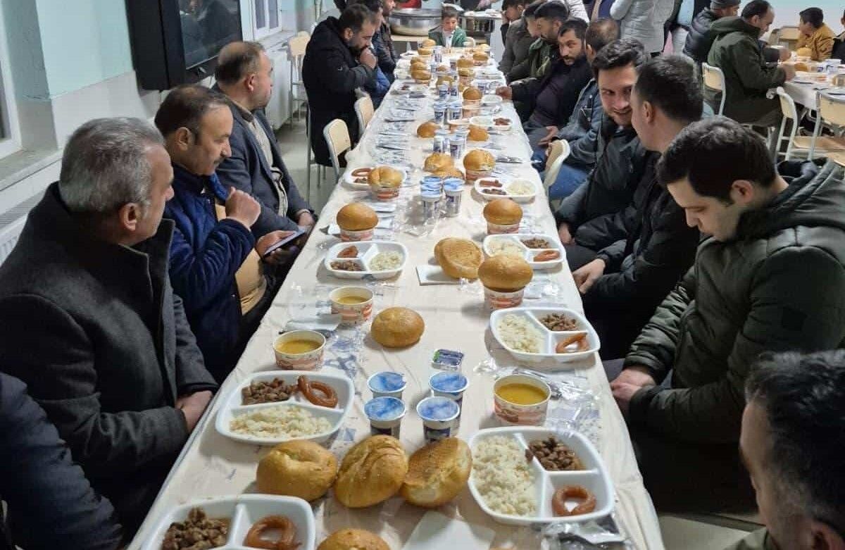 Hüyüklü Mahallesi’nde Ramazan Ayına Özel Anlamlı İftar Etkinliği2