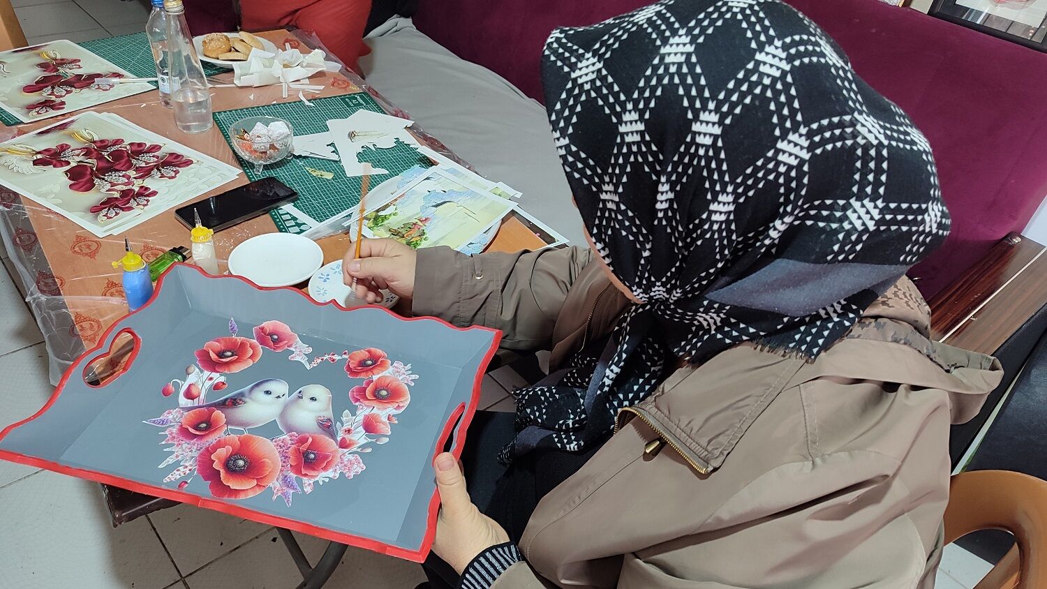 Kadınlar Kurslarla Hem Üretiyor Hem Huzur Buluyor (4)