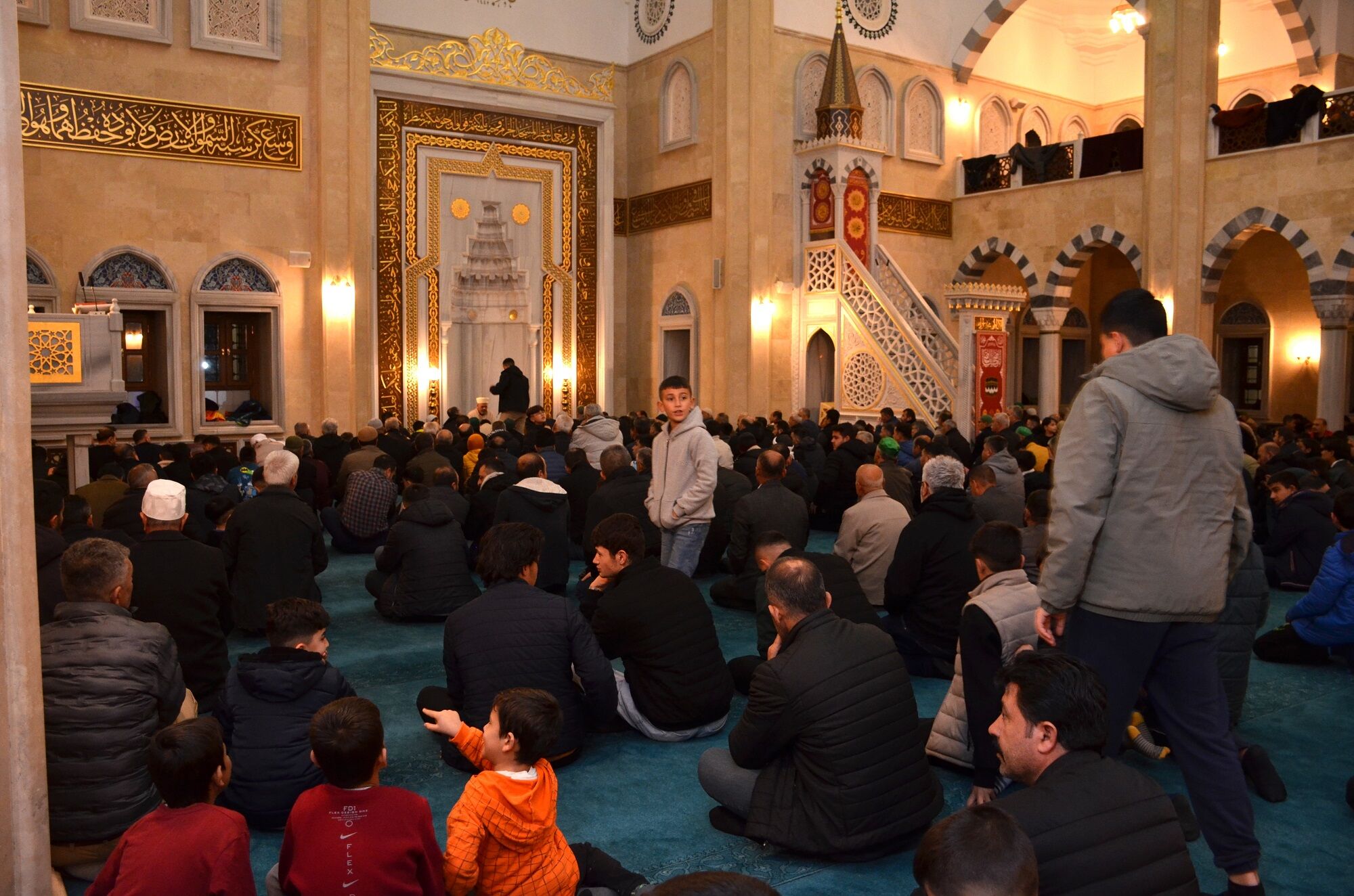 Kadir Gecesi Dualarla İdrak Edildi (10)