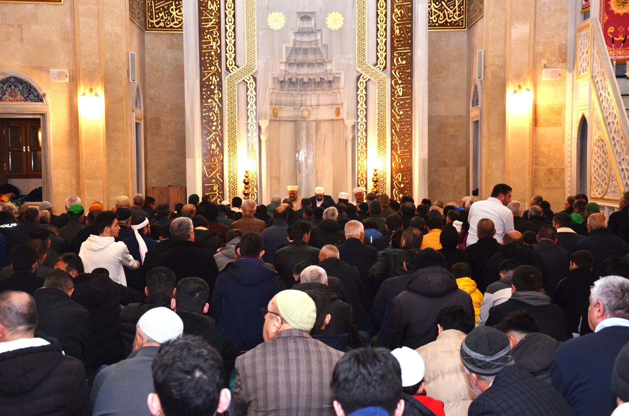 Kadir Gecesi Dualarla İdrak Edildi (3)