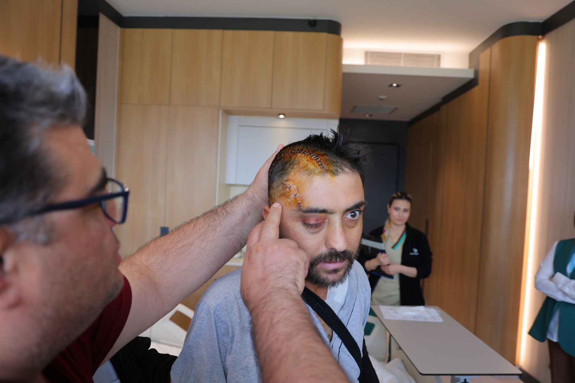 Kafasına Kaya Düşen Genç Sürücü Başarılı Ameliyatla Sağlığına Kavuştu (3)