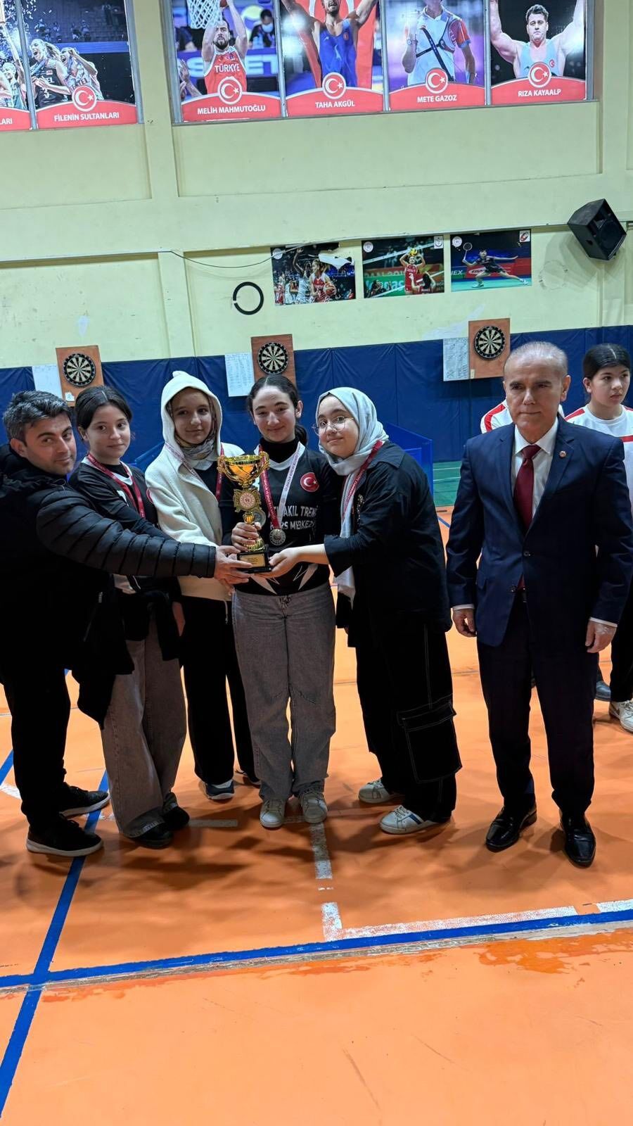 Kahramanmaraş’ta Dart Yıldız Müsabakaları Sona Erdi (2)