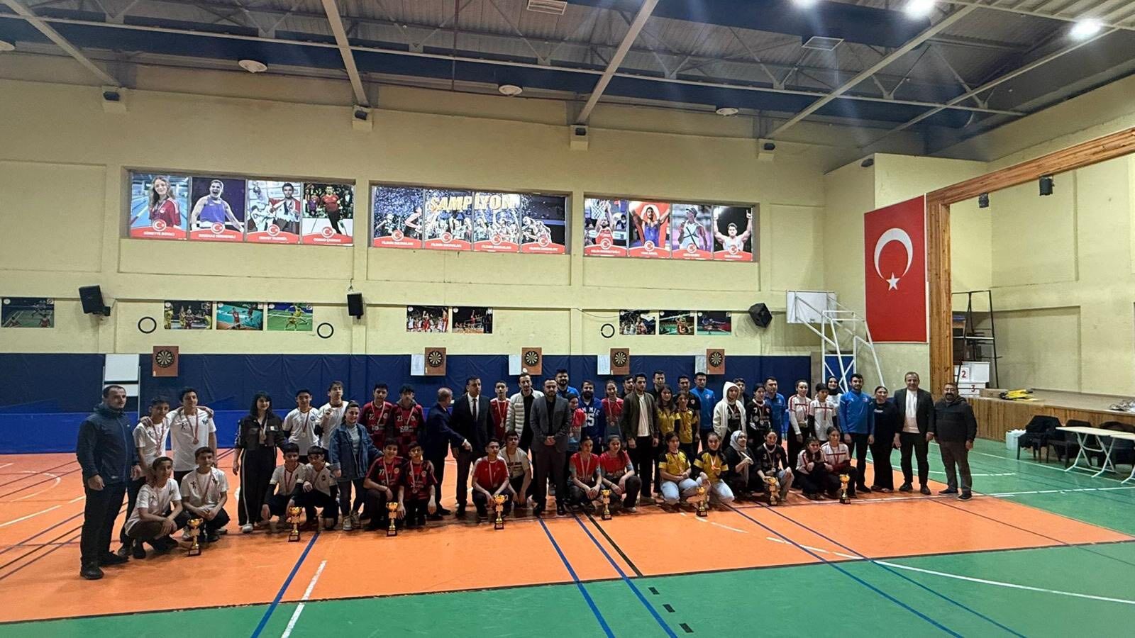 Kahramanmaraş’ta Dart Yıldız Müsabakaları Sona Erdi (5)