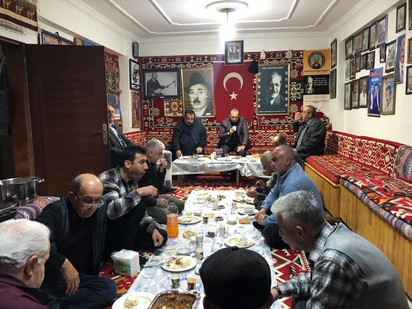 Kaymakam Sarıdoğan, Halk Ozanlarıyla İftar Sofrasında Buluştu4