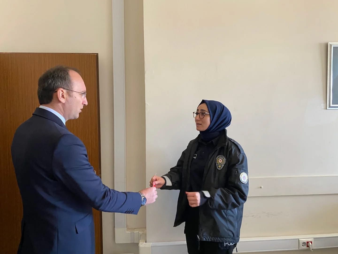 Kaymakam Sarıdoğan’dan Kadın Personele 8 Mart Kutlaması1