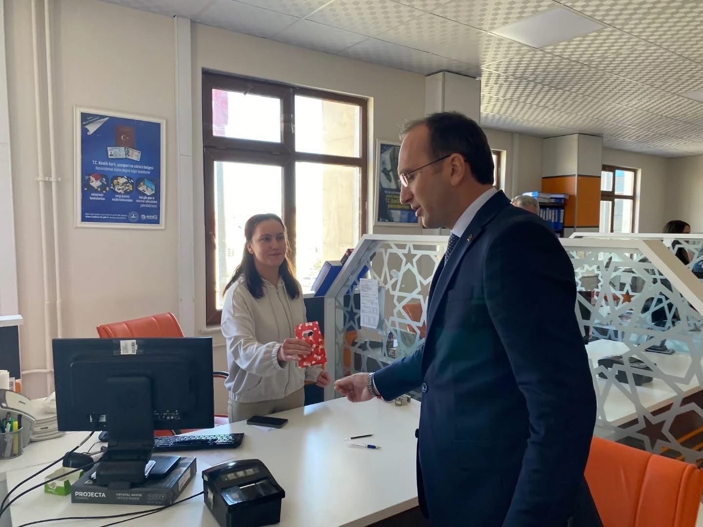 Kaymakam Sarıdoğan’dan Kadın Personele 8 Mart Kutlaması4