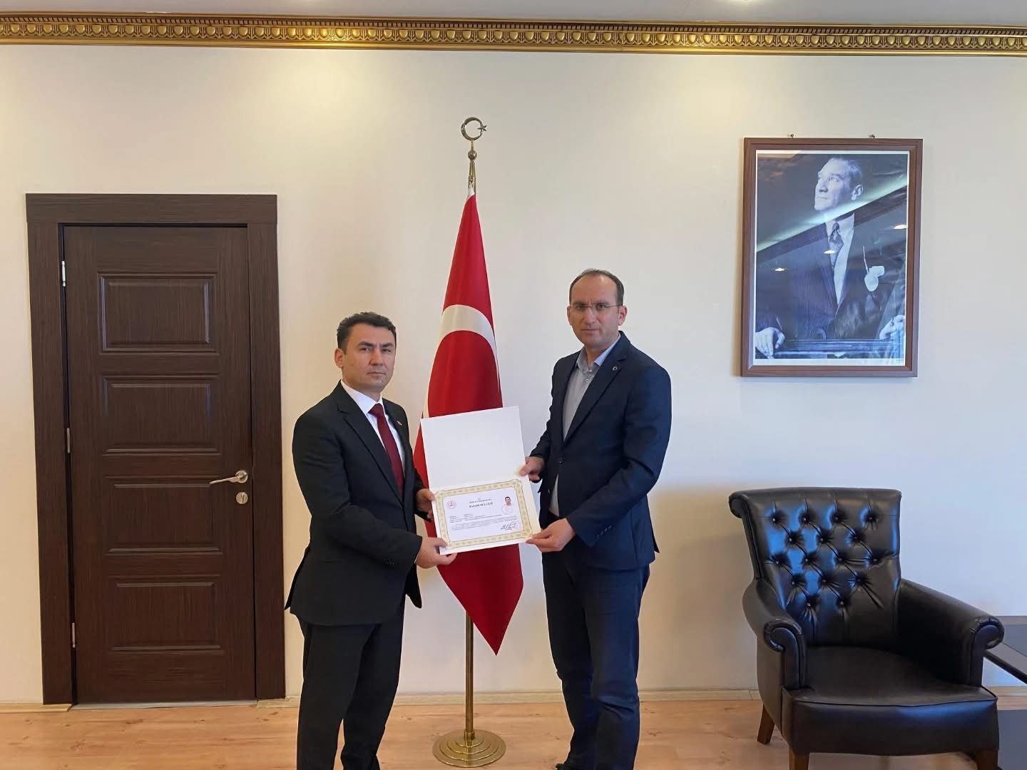 Kaymakam Sarıdoğan’dan Komisyon Personeline Başarı Belgesi (6)