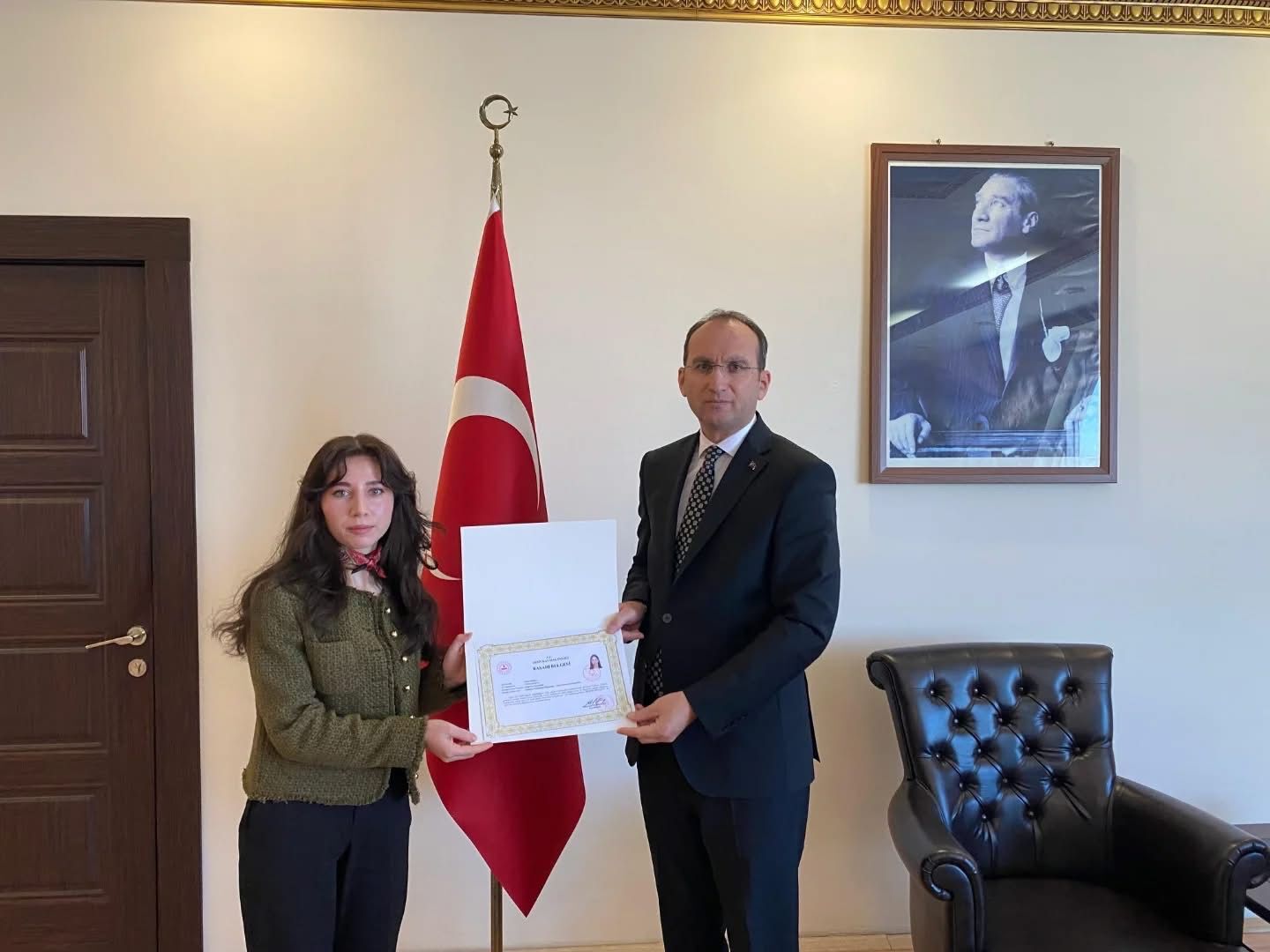 Kaymakam Sarıdoğan’dan Öğretmenlere Başarı Belgesi1