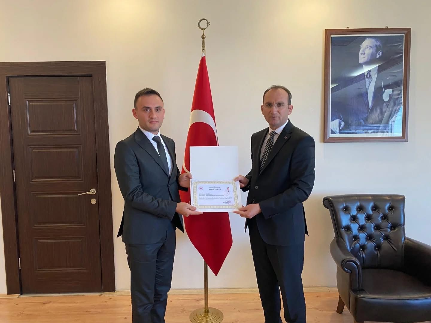 Kaymakam Sarıdoğan’dan Öğretmenlere Başarı Belgesi4