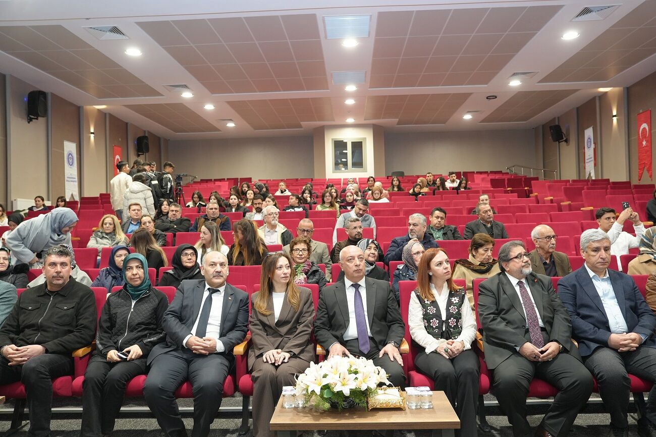 Ki̇ü’de “Tazelenme Üniversitesi” Projesi Hayata Geçti (1)