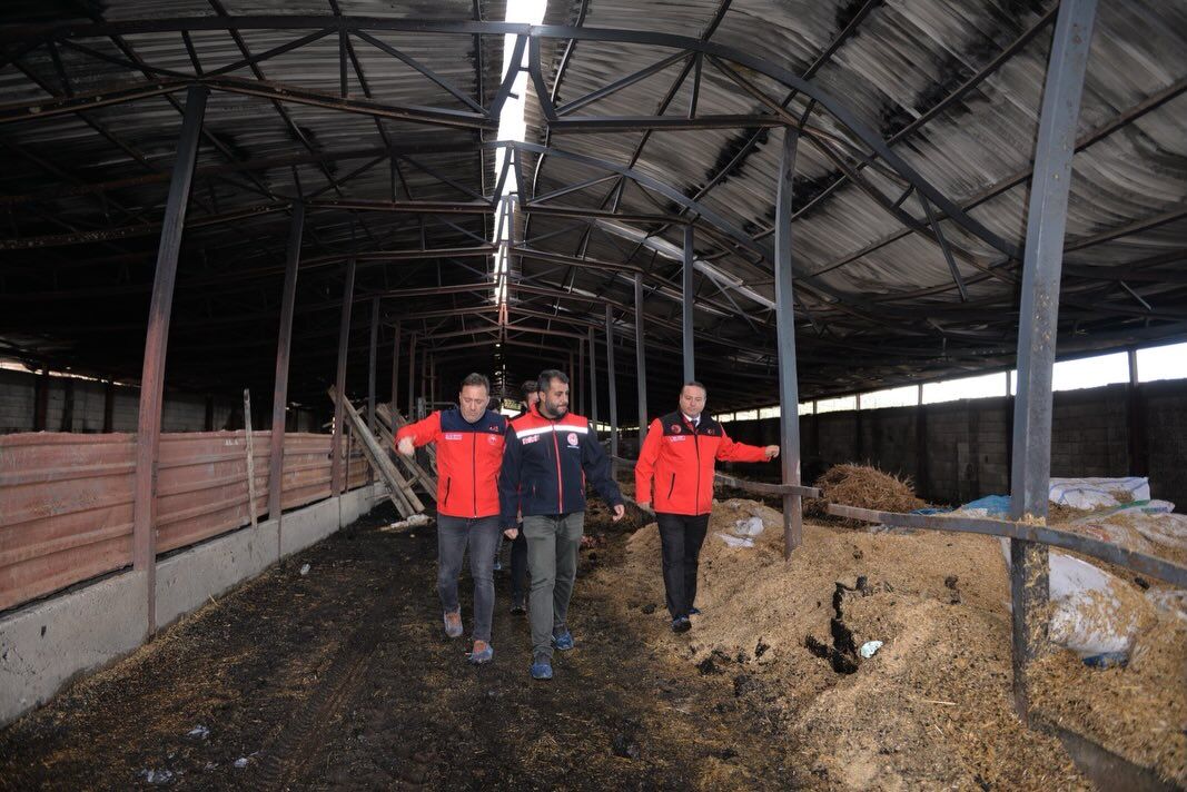 Samanlık Yangını Paniğe Neden Oldu-1