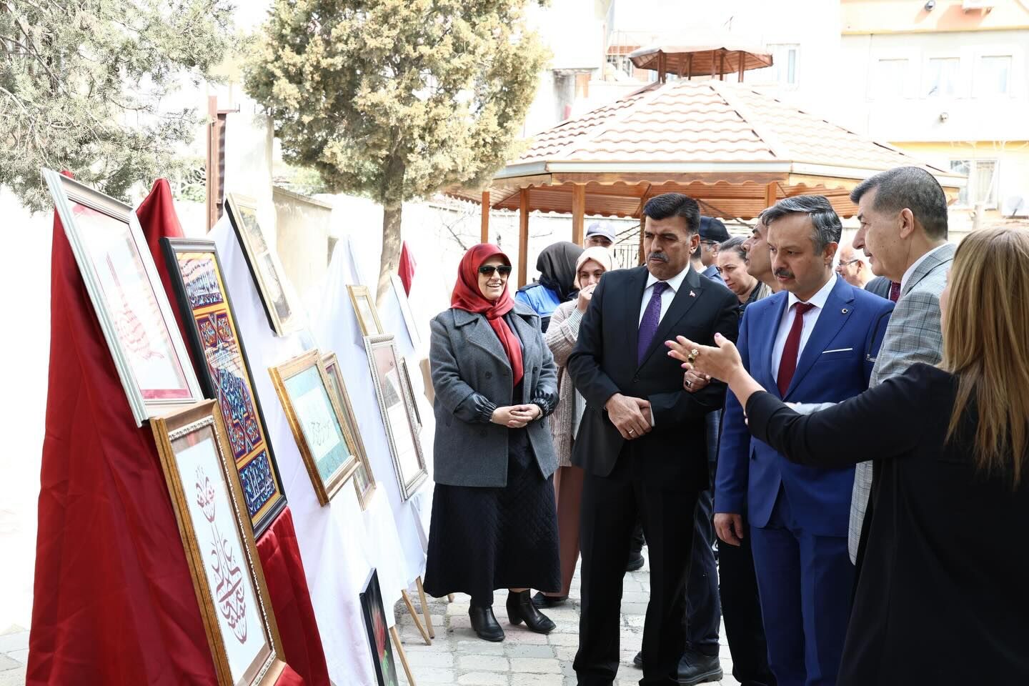 Sanatın Diliyle Değerlerimizsergisi Açıldı2