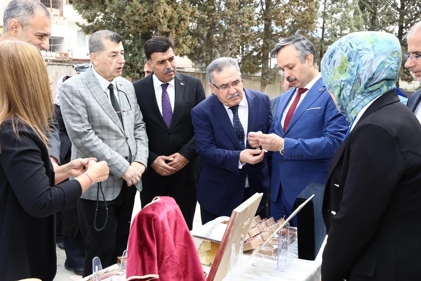 Sanatın Diliyle Değerlerimizsergisi Açıldı4